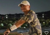 “是马老师吗？”马云夜骑西湖被网友偶遇，同款自行车卖1.85万元，近期已多次在杭州露面